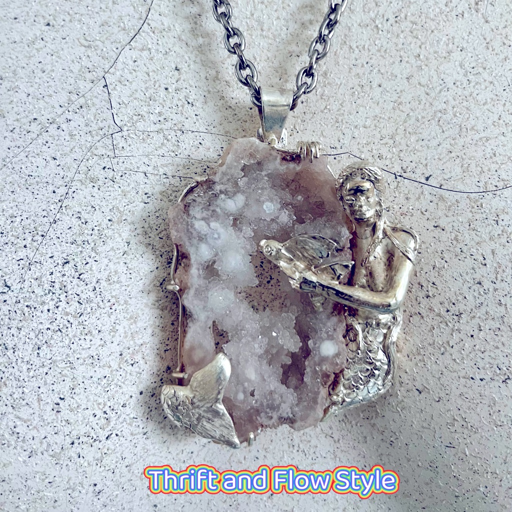 .925 Silver Mermaid Carved To A Sparkling Crystal Stone. Nwt